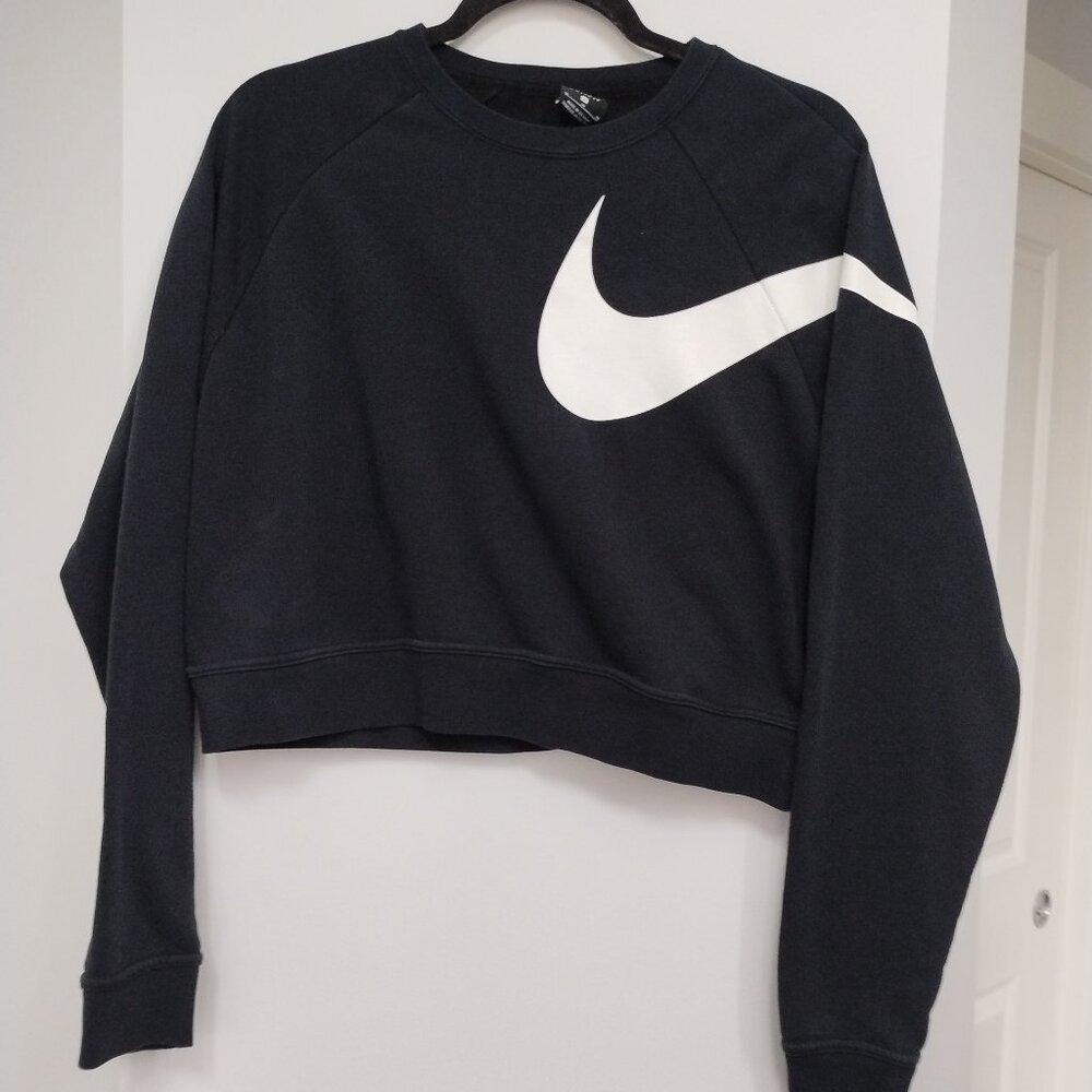 Nike dri fit crop sweater